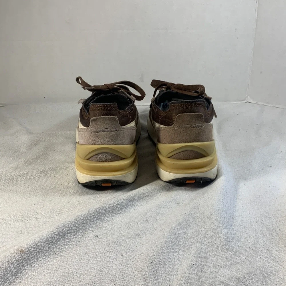 Nike waffle one